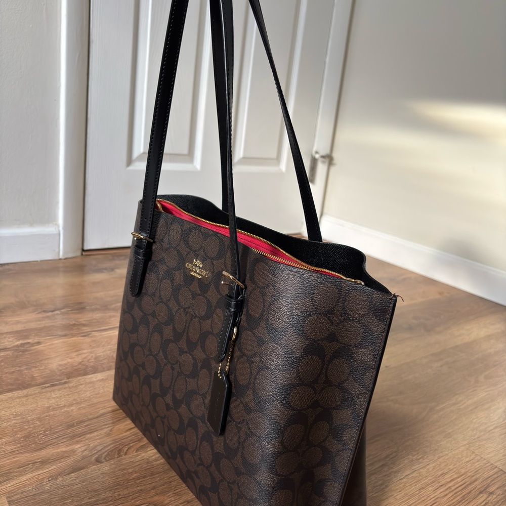 Coach Mollie Tote Bag In Signature
Canvas Black and Brown - Picture 7 of 9
